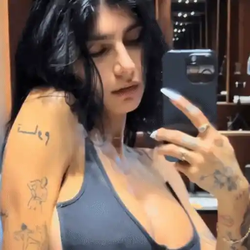 🌸MIA Khalifa🔞🔥°mov 22