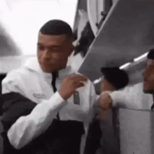 Kylian Mbappé ⚽️🏟 MOV 28