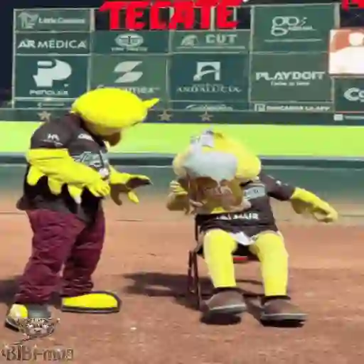 Mascotas Pollo y Pia Algodoneros Unión Laguna⚾֍1🇲🇽Movi 15