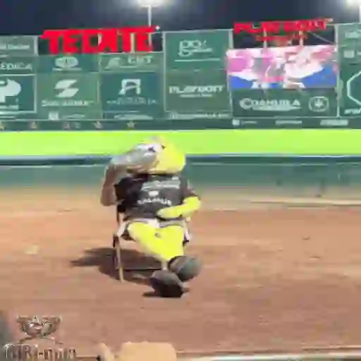 Mascotas Pollo y Pia Algodoneros Unión Laguna⚾֍1🇲🇽Movi 12