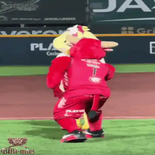 Mascotas Pollo y Pia Algodoneros Unión Laguna⚾֍2🇲🇽Movi 26