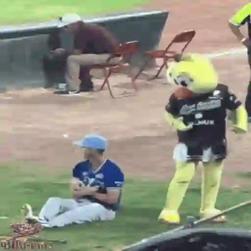 Mascotas Pollo y Pia Algodoneros Unión Laguna⚾֍2🇲🇽Movi 20