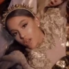 Ariana Grande 15