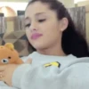 Ariana Grande 21
