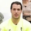 Henry Cavill 18