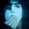 Kiss 1 10