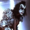Kiss 1 12