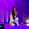 Ariana Grande Mov 20