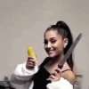 ● Ariana Grande Mov. ● 14