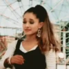 ● Ariana Grande Mov. ● 29