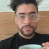 Bad Bunny Mov 18