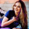 Sabrina Carpenter  Mov 8