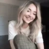 Sabrina Carpenter  Mov 22