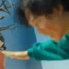 विद्रूप खेल 23