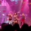 Black Pink Mov 16