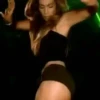 Jennifer López  MOV 17