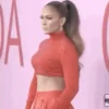 Jennifer López  MOV 26