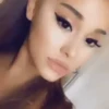 Ariana Grande 3 mov 30