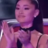 Ariana Grande 4 mov 9