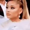 Ariana Grande 4 mov 27