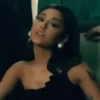 Ariana Grande 4 mov 29