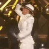 Jennifer Lopez 22