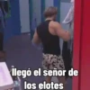 Abelito sale  🏃🏻‍♀️del baño 😆 9