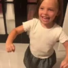 Niña MotoPingüino 🐧🛵 TikTok 8