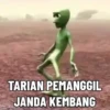 Dancing Alien 9