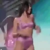 Dua Lipa 1 mov 5