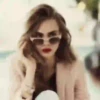 Chicas con gafas ⛧ 1 21