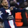 Neymar Jr. Efecto Rayo 4 Mov 6