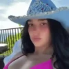 Dua Lipa 4 mov 5