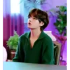 BTS V 19