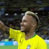Neymar  15