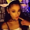 Ariana Grande 1 mov 9