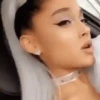 Ariana Grande 1 mov 25