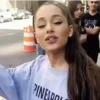 Ariana Grande 1 mov 27