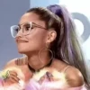Ariana Grande mov 18