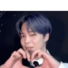 BTS heart (sticker.fan) 8