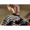 BTS heart (sticker.fan) 9
