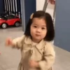 anak kecil GIFs 10