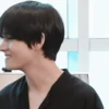 V ♡ 11