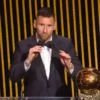 Lionel Messi 1 mov 5
