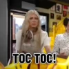 TOC TOC!