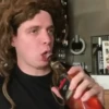 Больше реакций 😑 18