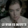 Vanessa Kirby en mov 28