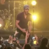 Enrique Iglesias 17