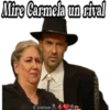 Mire Carmela un rival
Christian