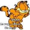 Shhh
Le voy a robar
Un beso
